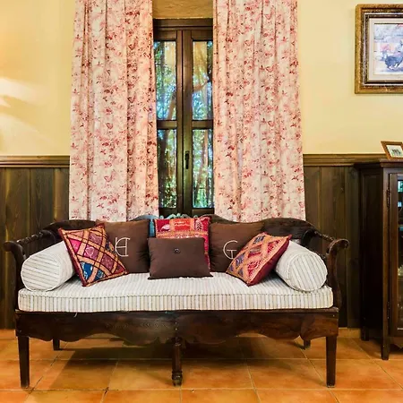 Guest house El Cotillo Linares (Jaen)